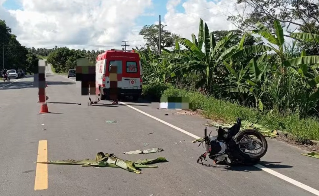 Jovem morre e outro fica ferido após colisão entre carro e moto no município de Indiaroba